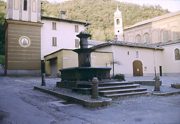 30 - La Fontana 