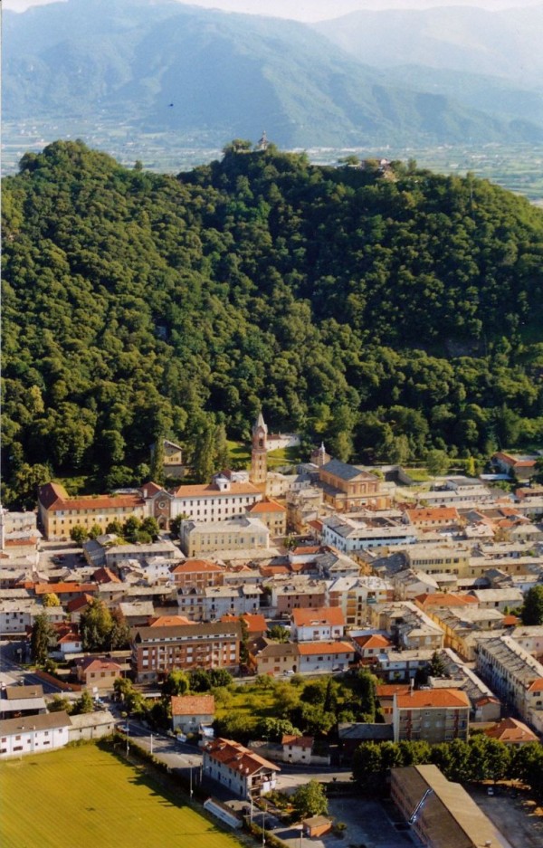 115 - Cavour, due passi in una lunga storia da 