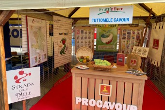 TUTTOMELE e la Procavour  di Cavour  ospiti di FRUTTINFIORE  a Lagnasco