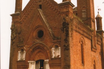 Curiosità: Alle porte di Cavour, il mausoleo abbandonato dei De Sonnaz