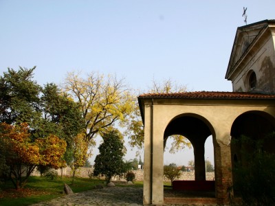 0001 - Raccolta: Cavour e dintorni / Abbazia di Santa (Ph. S. Miletto)