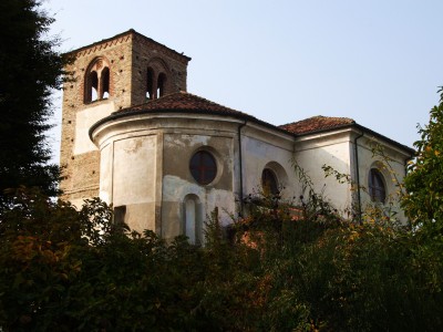 0001 - Raccolta: Cavour e dintorni / Abbazia di Santa (Ph. S. Miletto)