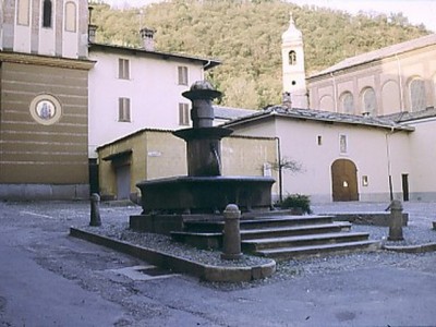 0001 - Raccolta: Cavour e dintorni / Cavour centro storico