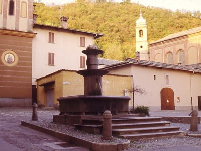 0001 - Raccolta: Cavour e dintorni / Cavour centro storico