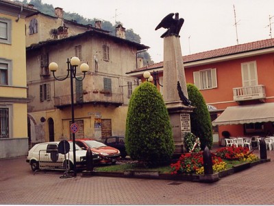 0001 - Raccolta: Cavour e dintorni / Cavour centro storico