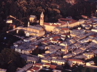 0001 - Raccolta: Cavour e dintorni / Cavour centro storico