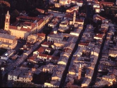 0001 - Raccolta: Cavour e dintorni / Cavour centro storico