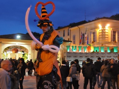 2012 - Tuttomele (Ph S. Ron - M. De Stefano - G. Brarda - G. Monge)