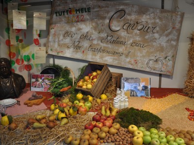 2012 - Tuttomele (Ph S. Ron - M. De Stefano - G. Brarda - G. Monge)